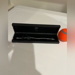 Feri Women’s bracelet‎